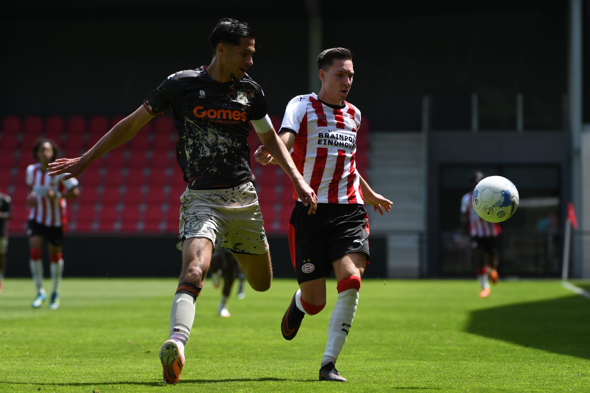 Voetballers tijdens een wedstrijd